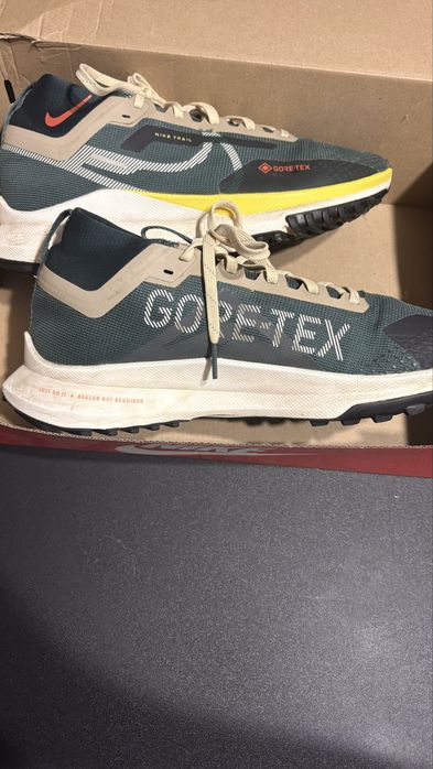 Обувки nike goretex