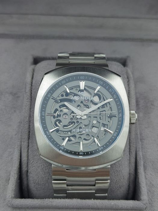 Ceas Mondia Skeleton