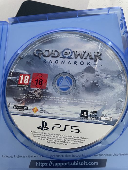 Vând jocuri Play Station