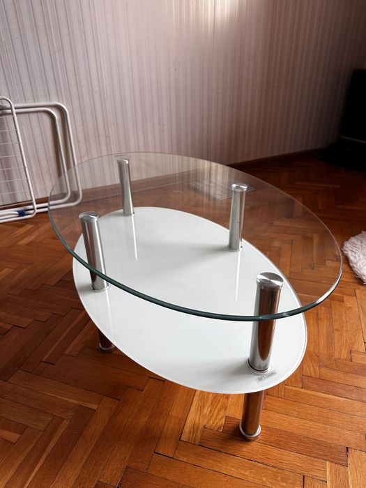 Стъклена Холна Маса