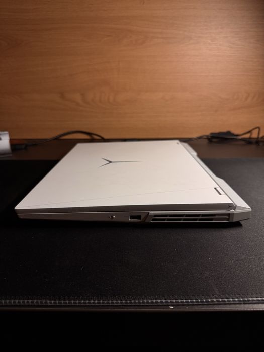 Laptop Gaming Lenovo 5 Pro