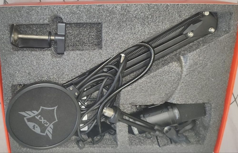 Продам Микрофон gxt 252+ emita plus