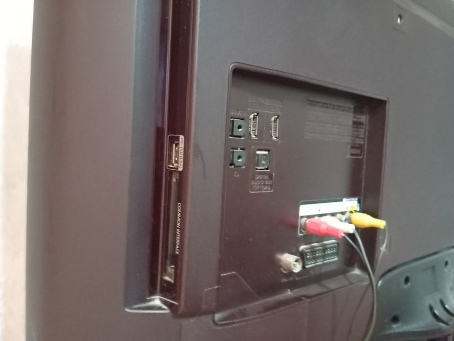 Телевизор Samsung 32