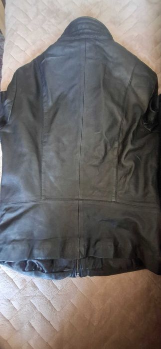 Дамско кожено яке