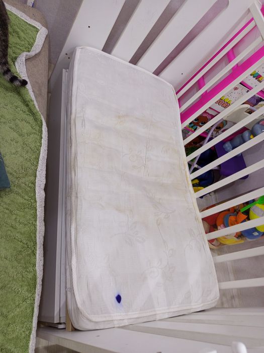 Отдам даром кровать