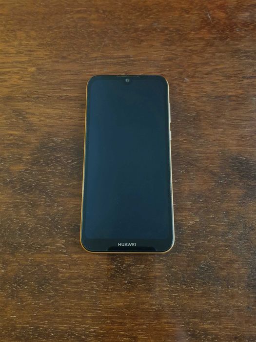 Huawei Y5  2019 16GB Dual в перфектно състояние