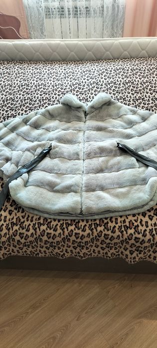 Шуба норковая ,короткая