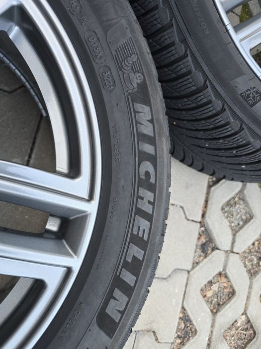 Jante aliaj Originale Renault 19" anvelope iarna  225/55 R19 Koleos / Arkana / Kadjar/ Austral / Espace / Scenic / X-Trail / Duster / Bigster  5x114.3