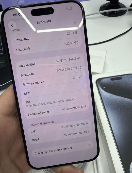 iPhone 15 PRO MAX cu 96 % Bateria
