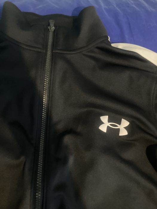 Спортен екип under armor