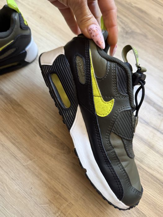 Оригинални юношески маратонки NIKE Air Max 90 Toggle! 34,5 н