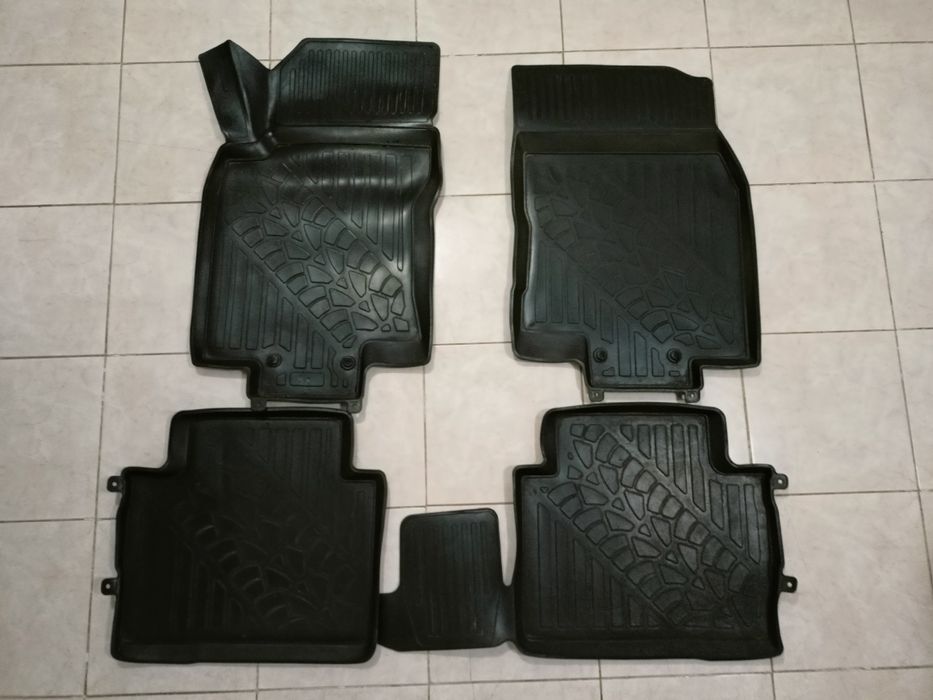 Автоковрики универсальные Кобальт