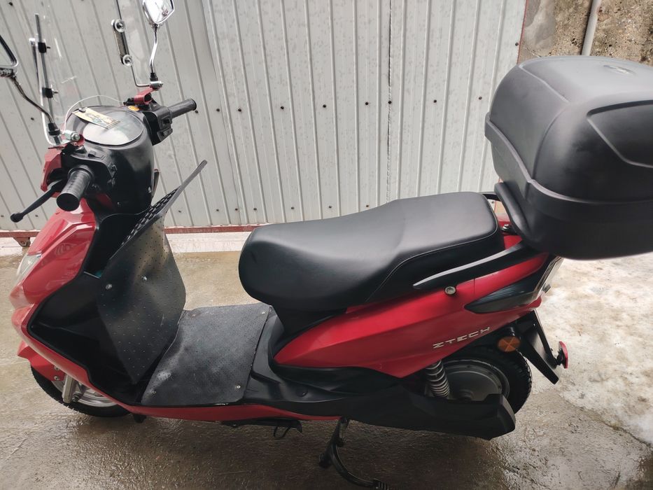 Vând scuter electric