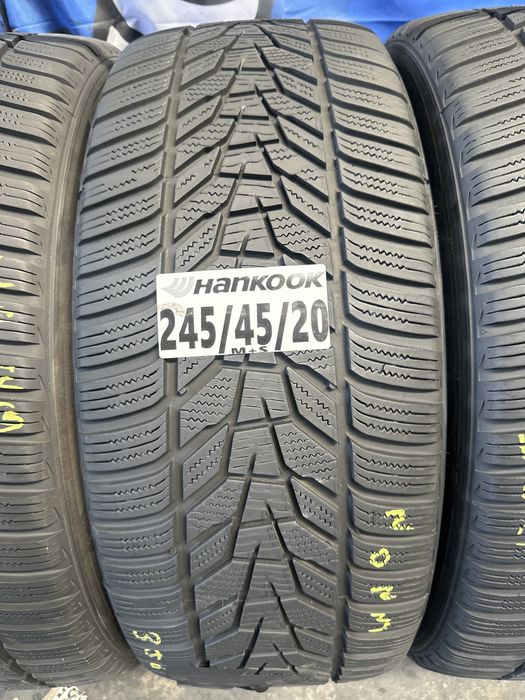 245/45/20 Hankook M+S