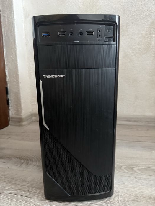 Геймърски компютър + 144Hz монитор - готов за ползване