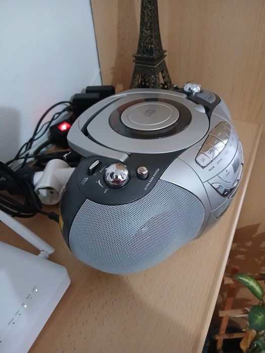 Cd si Radio funcțional