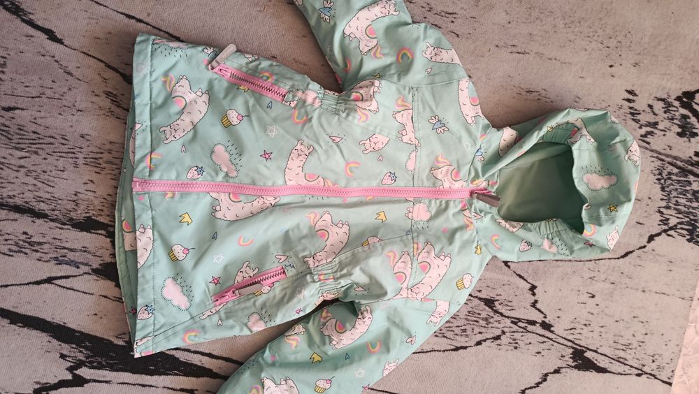 Продам  курточки