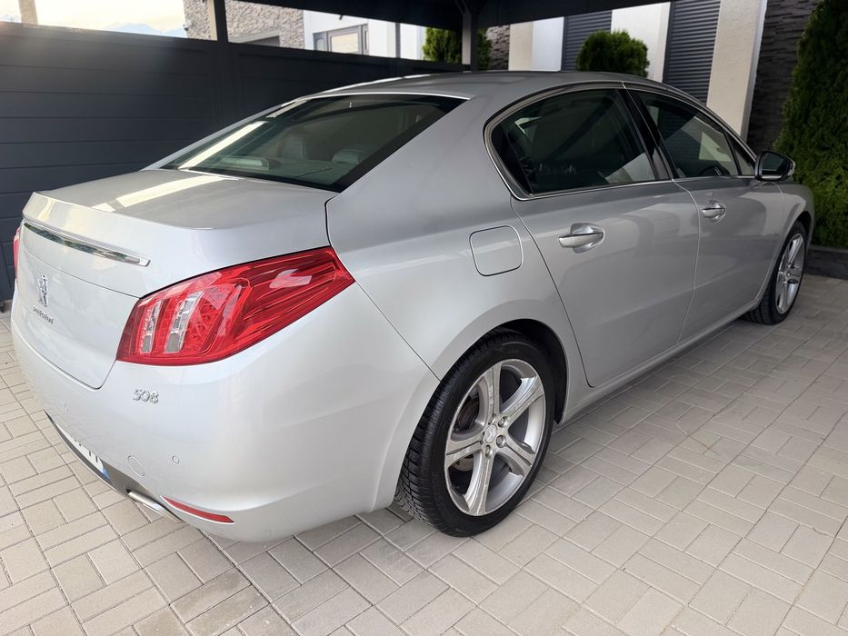 PEUGEOT 508