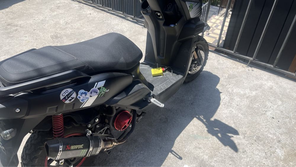 Продам мопед танк про