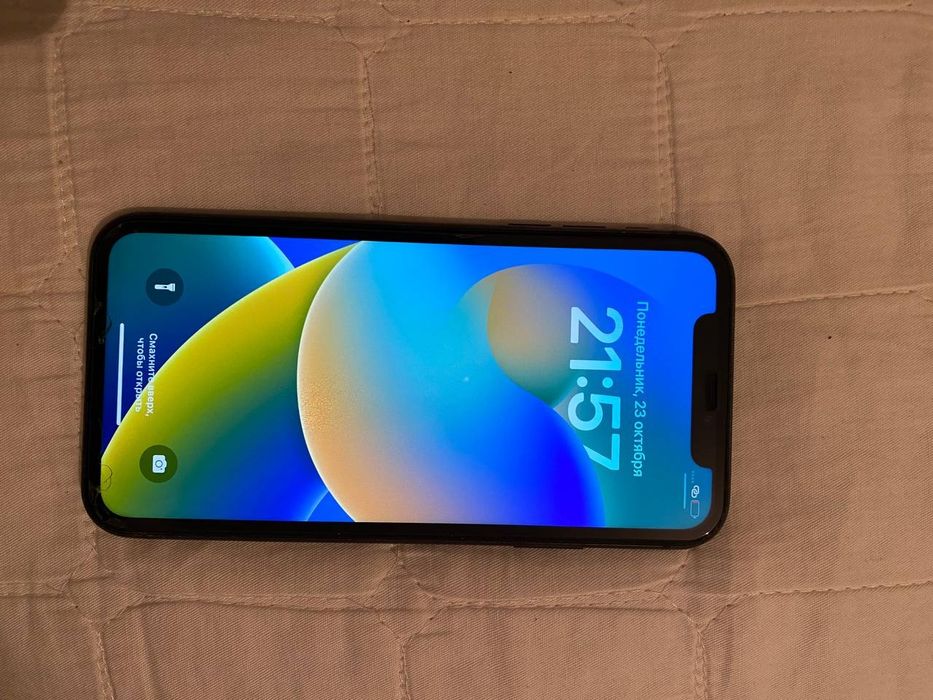 iPhone 11 64гб срочно