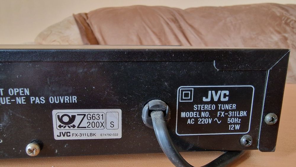 Радио тунер  JVC