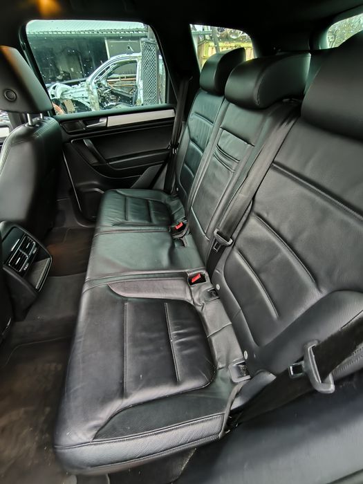 Кожен салон за VW Touareg 7P