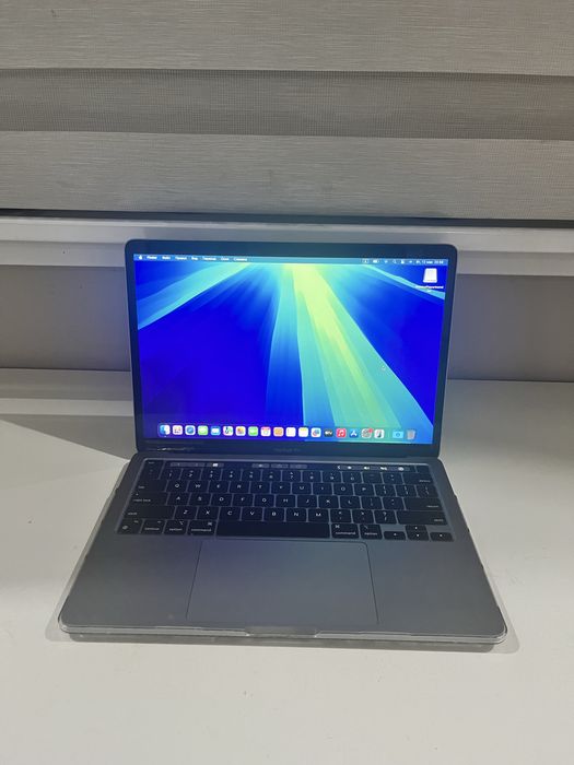 Macbook Pro M1 2020 8/512
