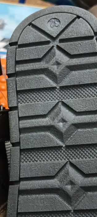 Демисезонные ботинки на 31-32 размер