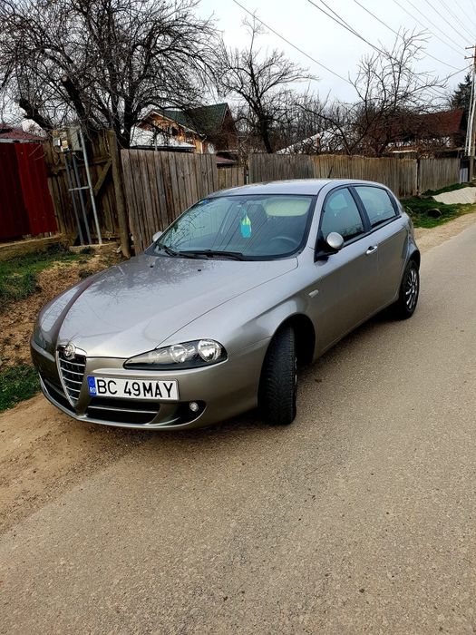 Alfa Romeo 147  Jtd