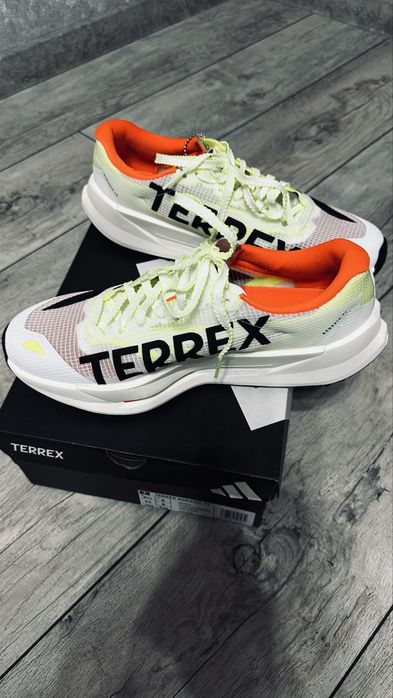 Кроссовки Adidas Agravic TT