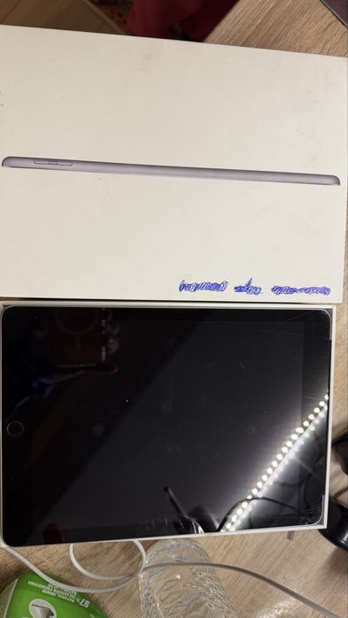 Ipad Generatia 6 cu celular si wifi 128GB
