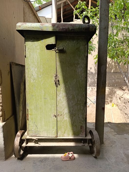 Svarka Nagrif  1000 Amper  5 kish ishlaydi