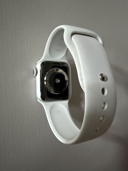 Apple Watch 5, 40мм