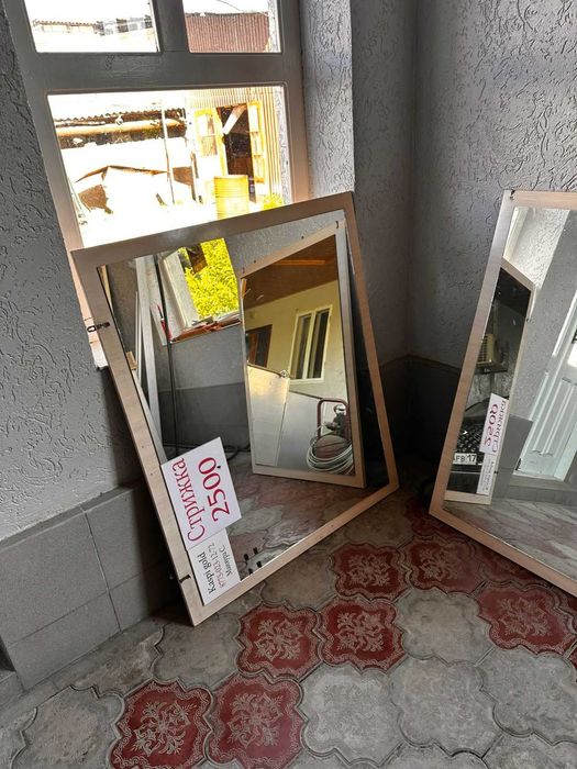 стол зеркалом для парикмахера