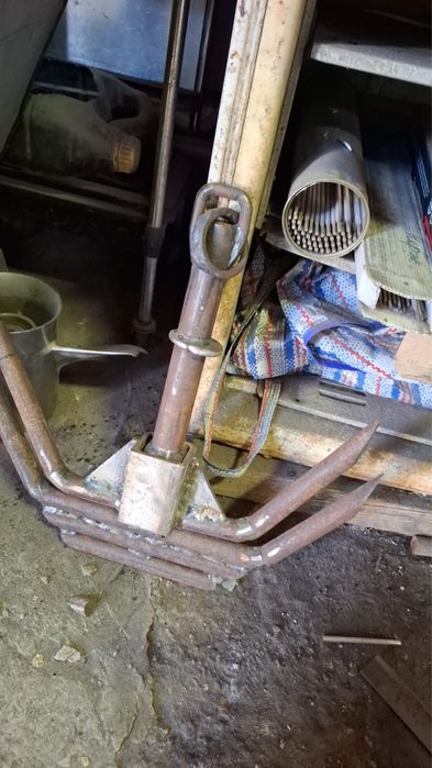 гребные винты. якорь для лодок