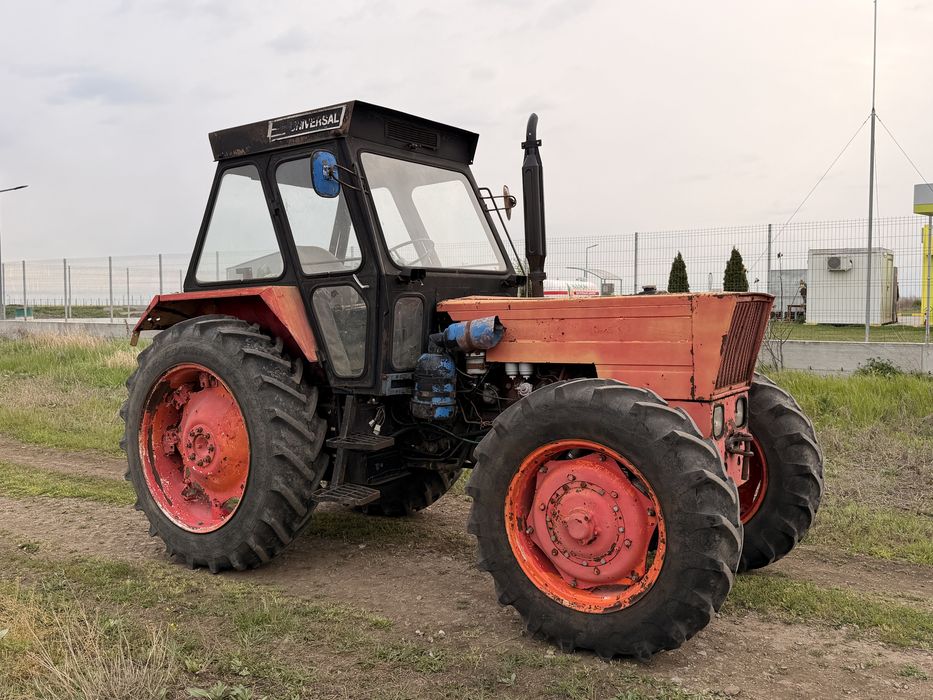 Tractor Universal Utb DT1010 Motor Iveco