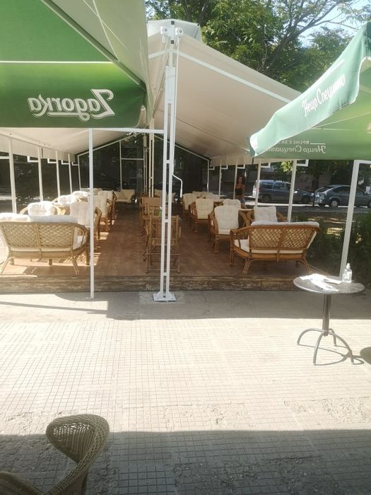 Слънцезащитен и ветроустойчив преместваем навес-тента