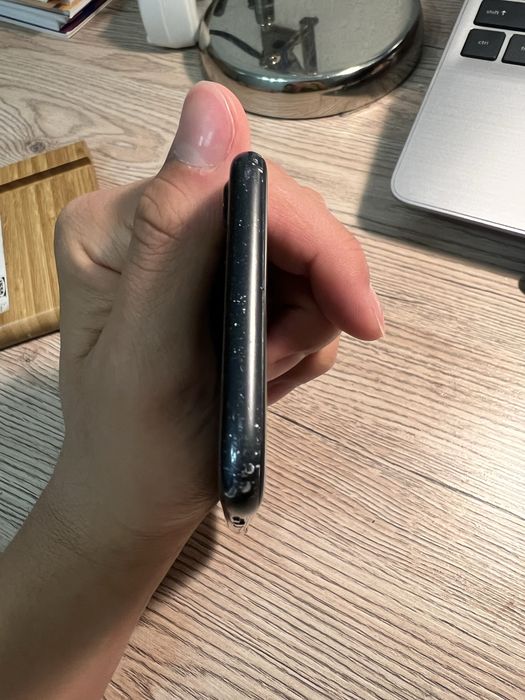 iPhone 7 Black (Черный) — 100% АКБ + кабель зарядки