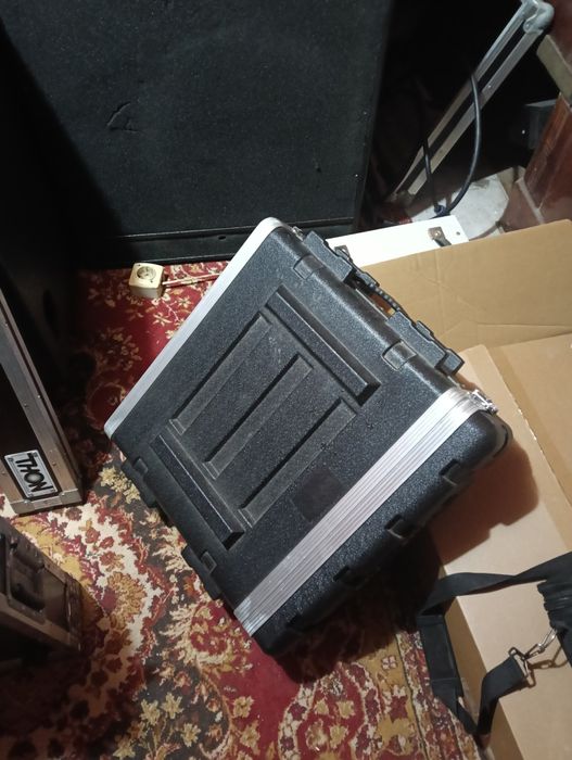 2 bași 18 toli amplificator 4x1000 w putere dmx