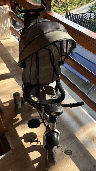 Carucior tip tricicleta pentru copii