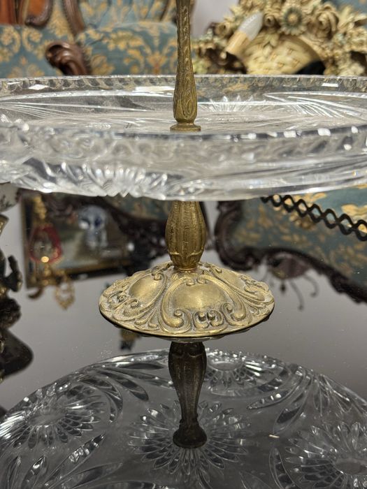 Fructiera etajata din bronz si cristal