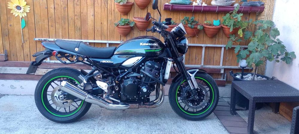 Kawasaki Z900RS (Retro-Sport)