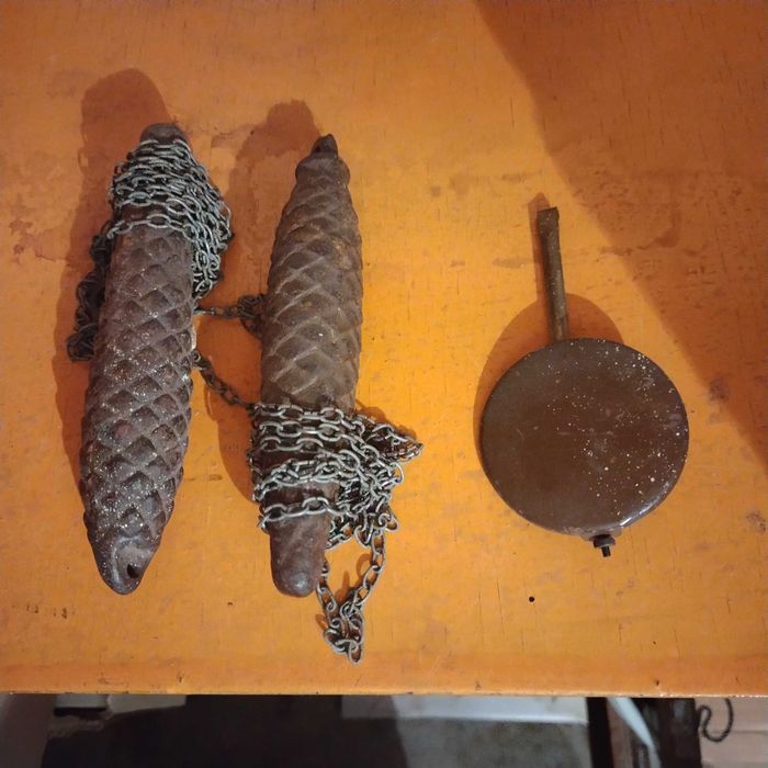 Махало и топузи за часовник с кукувичка