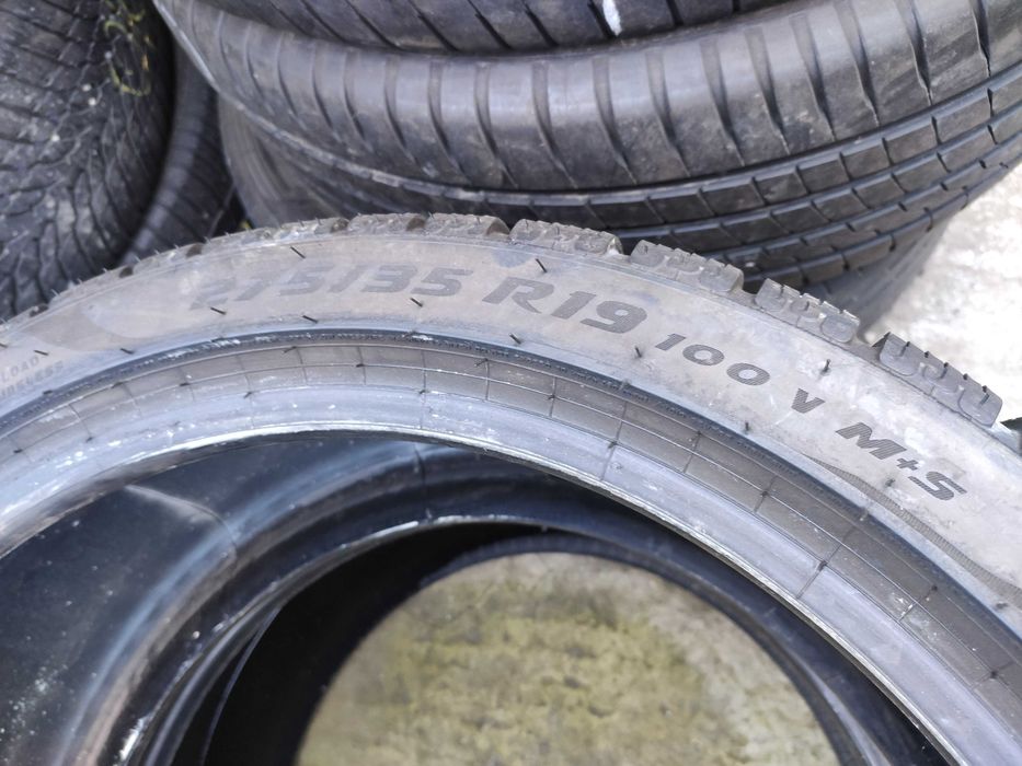 2бр Зимни гуми 275 35 19 - Pirelli Runflat BMW - DOT 2024