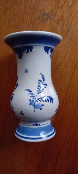 Красива  порцеланова ваза Delft
