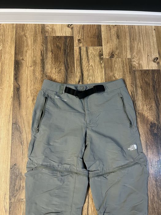 The North Face size 30