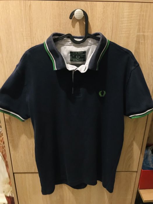 Оригинална тениска “FRED PERRY” “S” размер