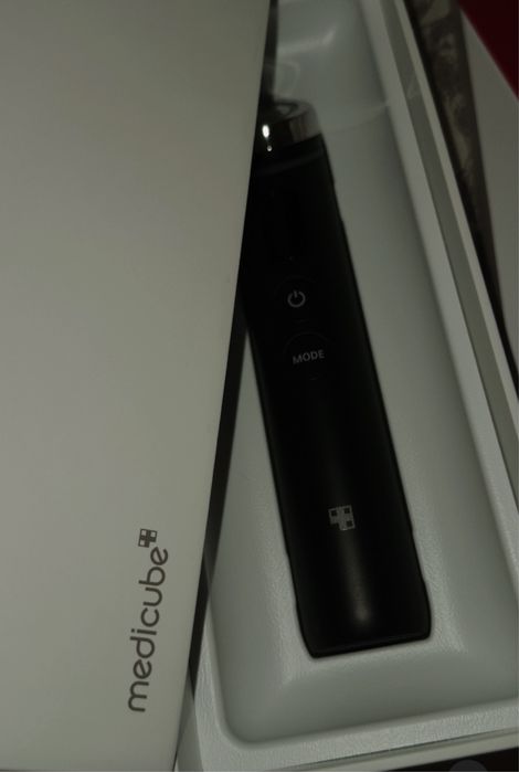 Medicube микроток для лица