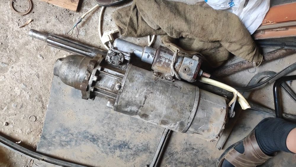 Стартер на ЯМЗ б/у.