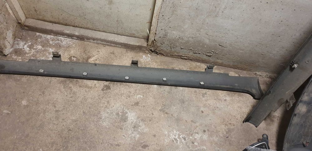 Вежди, прагове и добавки за предна и задна броня - Honda Civic 8